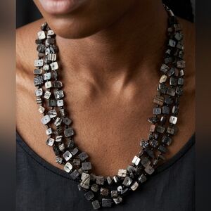 Source Unknown Mother of Pearl Multi-Strand Statement Necklace | Iridescent Grey